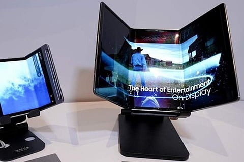 Samsung to soon unveil tri-foldable smartphone
