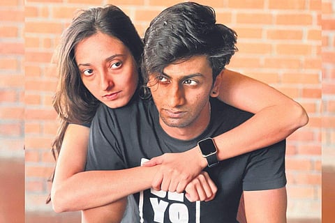 Mann Chattbar and Darshan  Jain as Vedehi and Satya