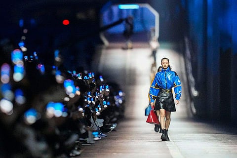 Louis Vuitton turns Seoul bridge into a massive runway for pre-fall collection [PICS]