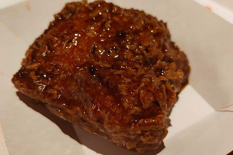 Fried chicken with barbeque sauce