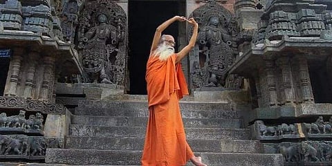 Manu maash at Hoysaleswara temple