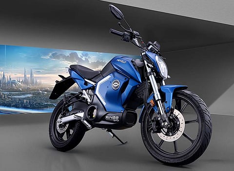 The Revolt RV400 BRZ