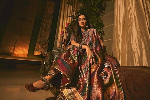 Sonam Kapoor’s vintage glam at BFF's wedding sets trends ablaze