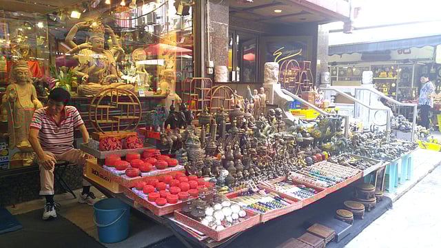 <em>Antique shopping on Lascar Row</em>