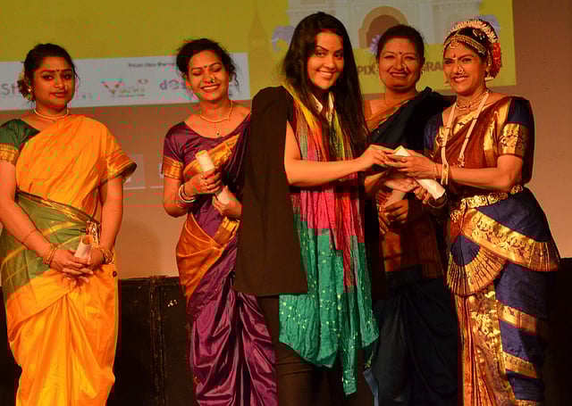 Ragasudha with Amruta Fadnavis
