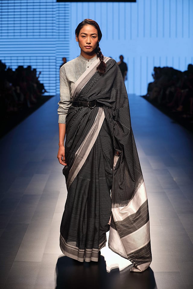 The monochromatic ilkal