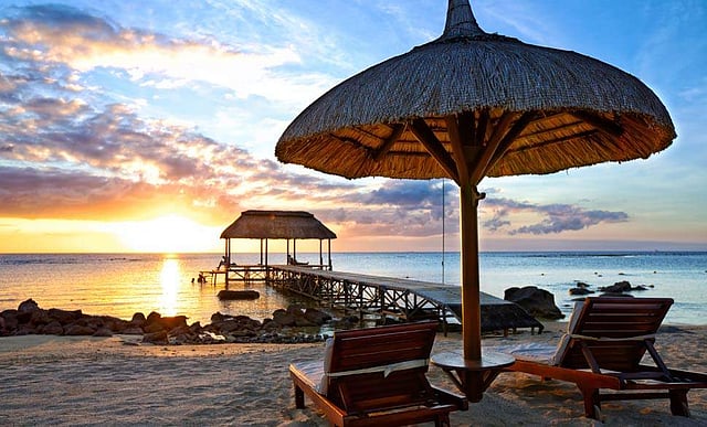 <em>MakeMyTrip</em>