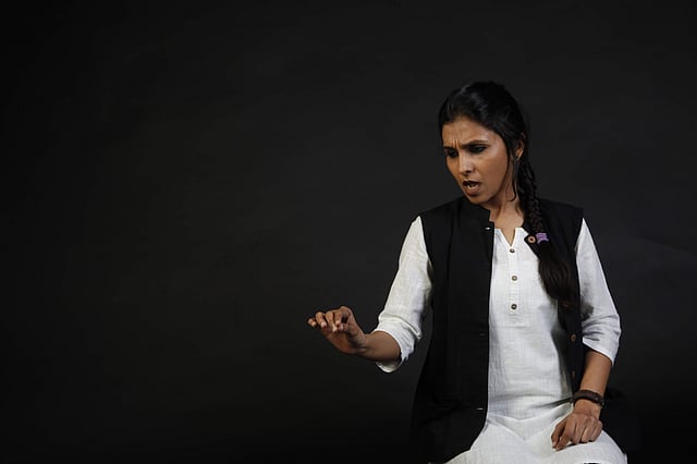 <em>Hetal in an earlier workshop</em>