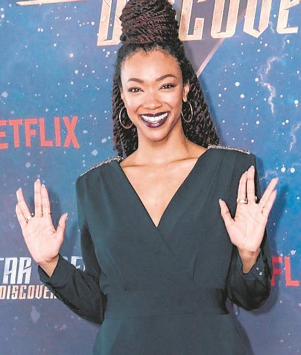 <em>Sonequa Martin-Green</em>