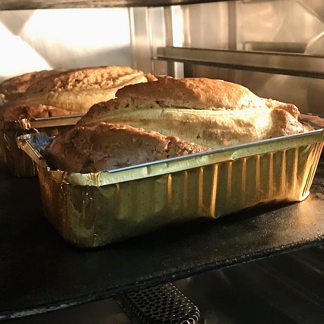 <em>Banana Bread</em>