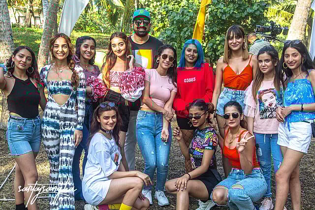 Rannvijay with the contestants. Pic credit: Sartaj Singh Sangha