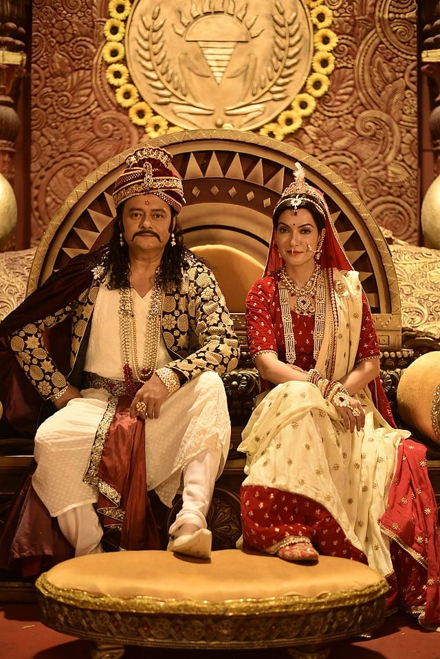 <em>Hobu Chandra Raja Gobu Chandra Mantri</em>