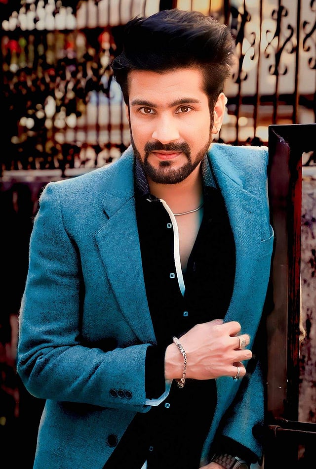 <em>Gaurav Prateek</em>