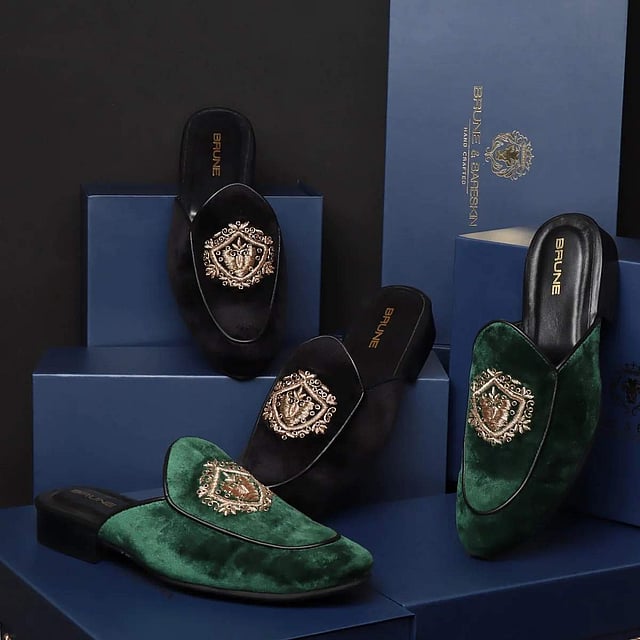 <em>Brune & Bareskin</em>