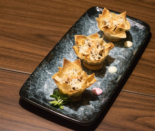 <em>Pepper paneer cups</em>