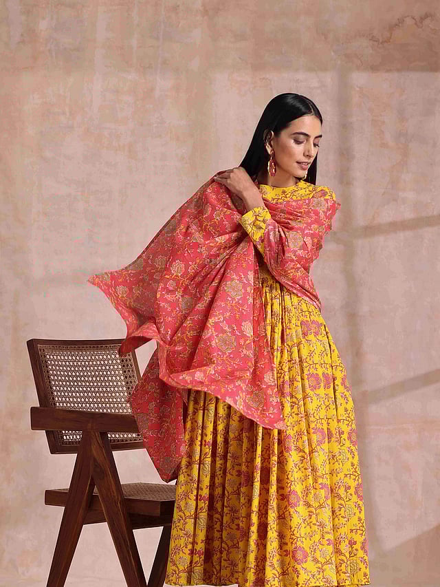 Ensemble from Saadgi