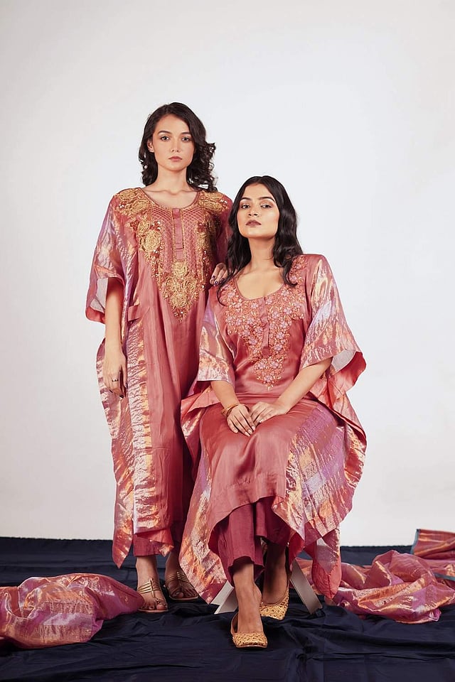 <em>Darpan Kaftans</em>