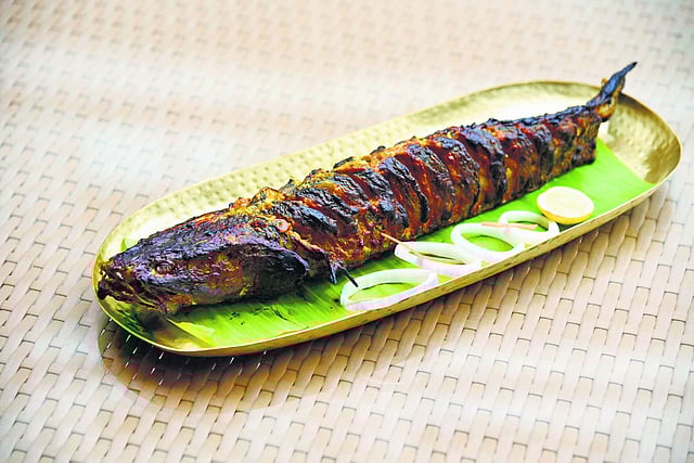 <em>Korameenu tandoori chepa</em>