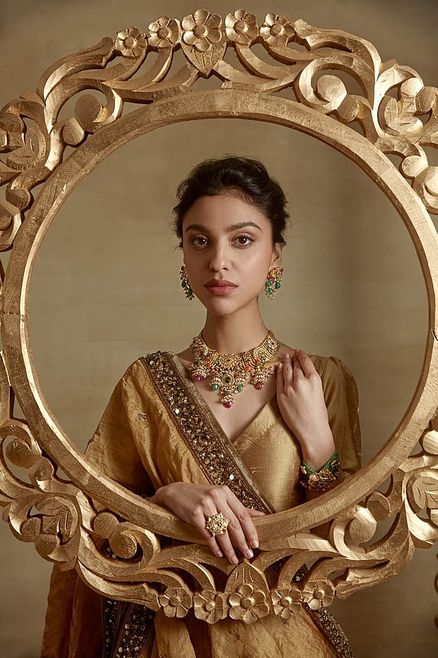 ModiGold's Tasveer Collection