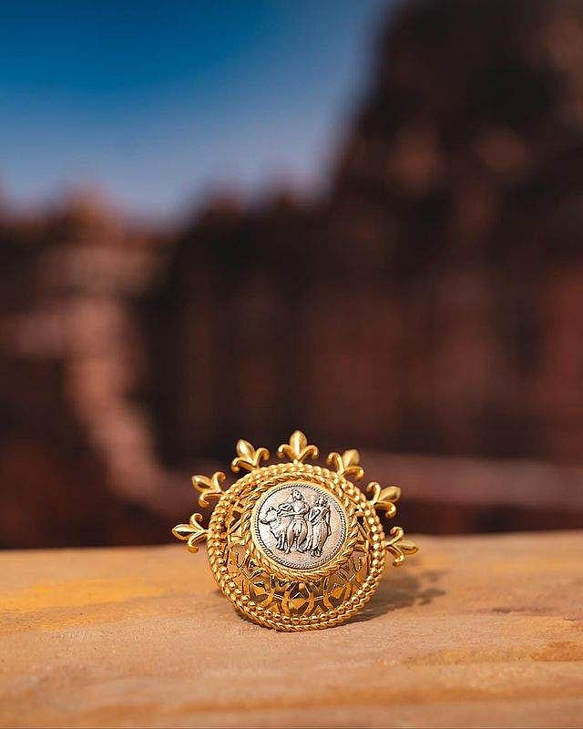 Coin ring