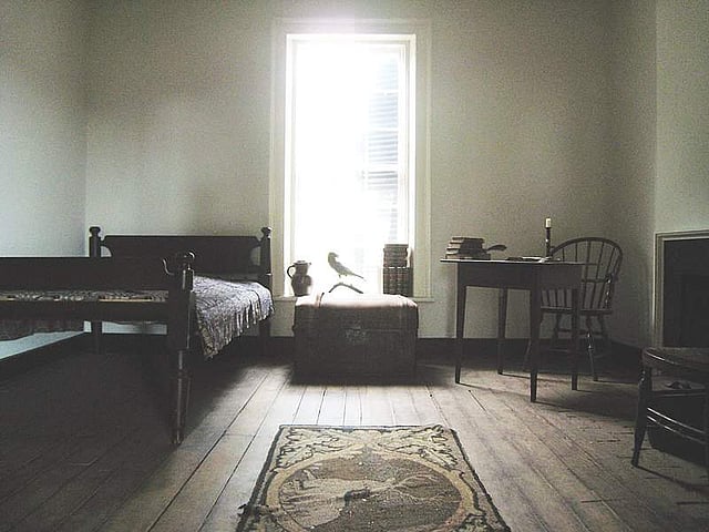 <strong>Edgar Allan Poe’s old dorm room</strong>