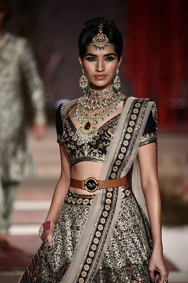 Regal bridal wear