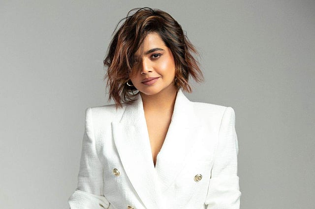 <strong><em>Suhani Shah</em></strong>