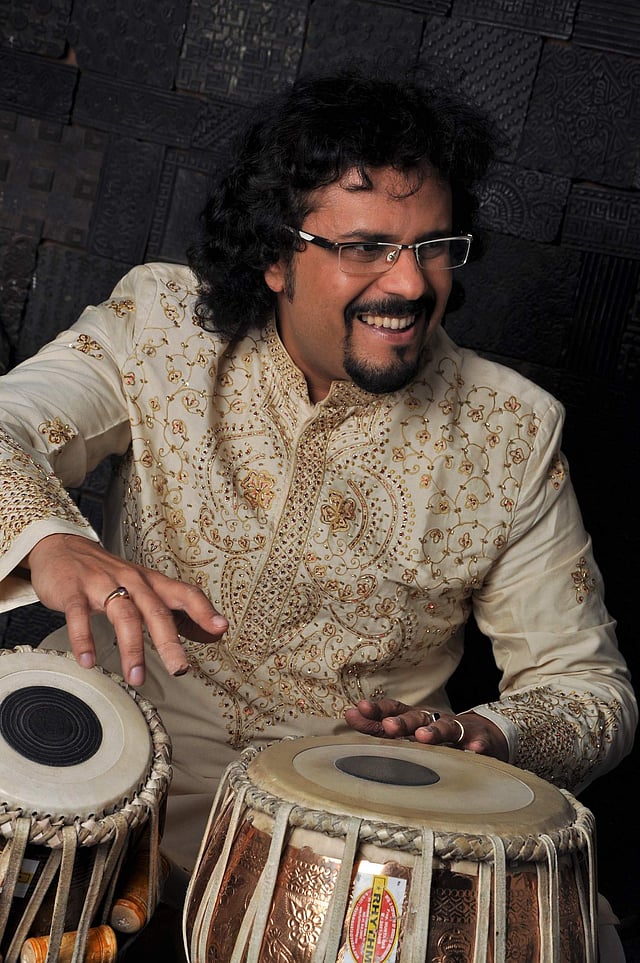 <em>Bickram Ghosh</em>