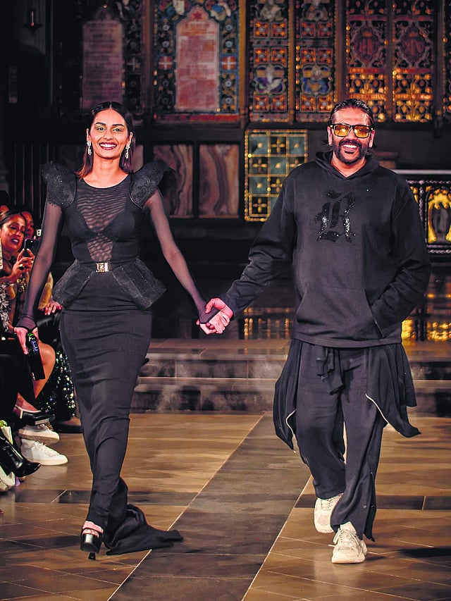 Showstopper Manushi Chillar with Rocky Star