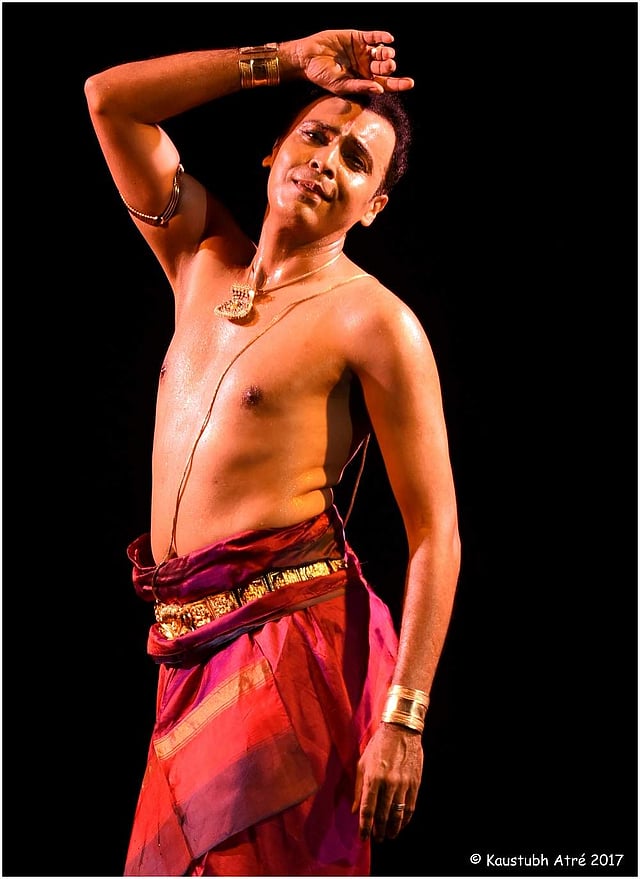 <em>Vaibhav Arekar</em>