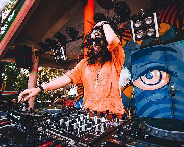 Smokey is from Mumbai