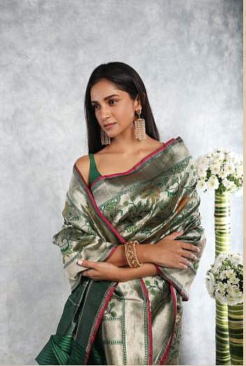<em>Benarasi silk sari</em>
