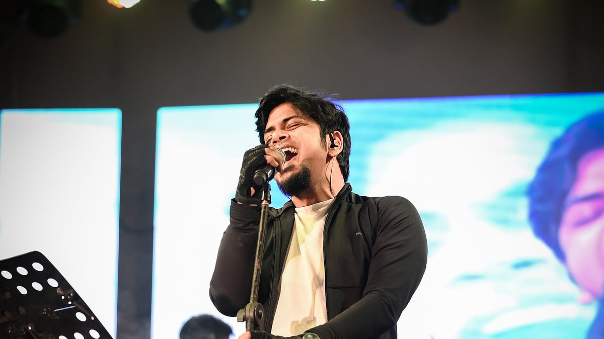 Singer Durnibar is all set to wow the Kolkata audience with his new ...