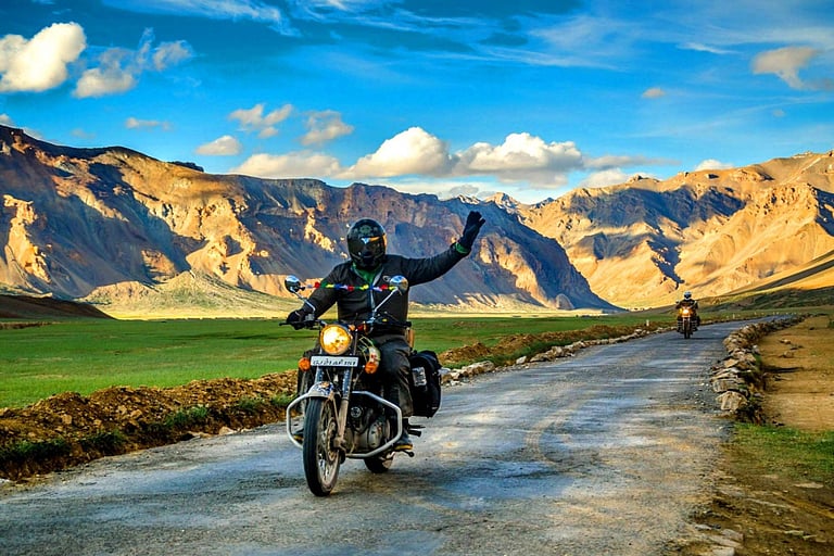 Top 5 epic biking routes in India