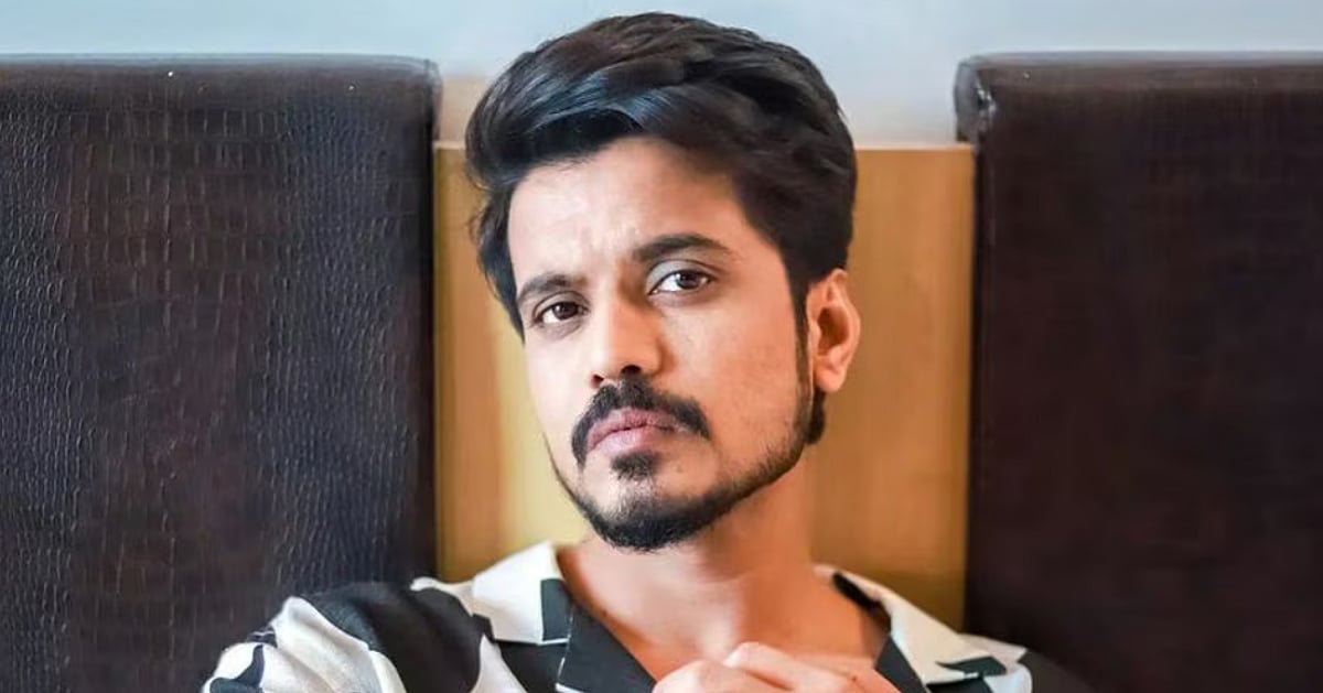 Panchayat Actor Aasif Khan Suffers Heart Attack panchayat-actor-aasif-khan-suffers-heart-attack