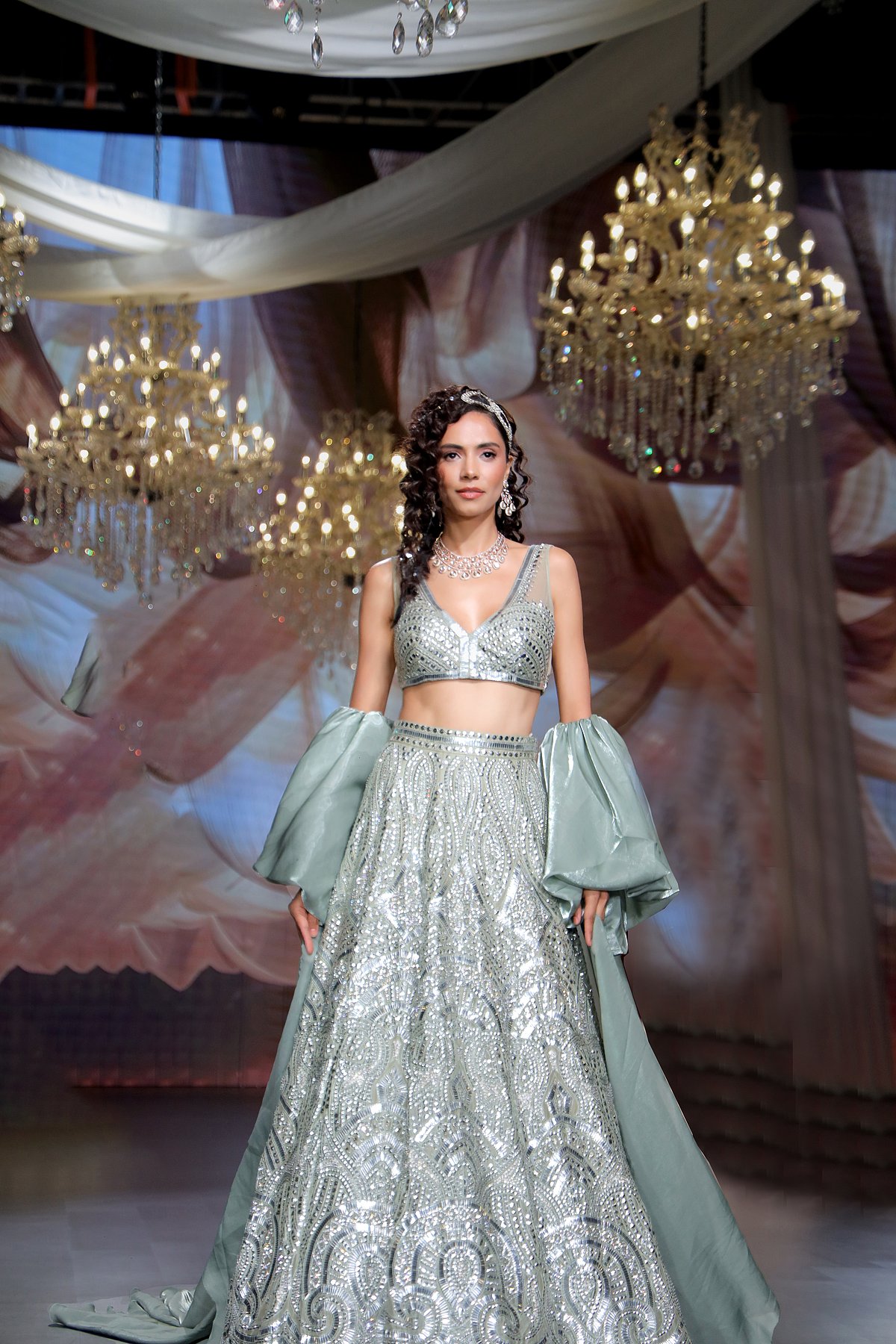 Neeta Lulla Returns to Pune | Solo Fashion Showcase & Interview