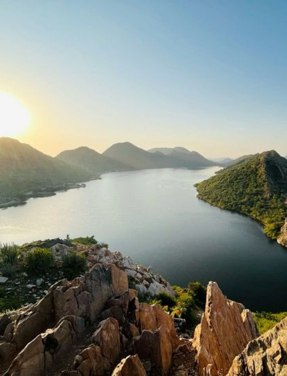 Bahubali Hills Udaipur Sunset Trek That s Utterly Breathtaking bahubali-hills-udaipur-sunset-trek-that-s-utterly-breathtaking