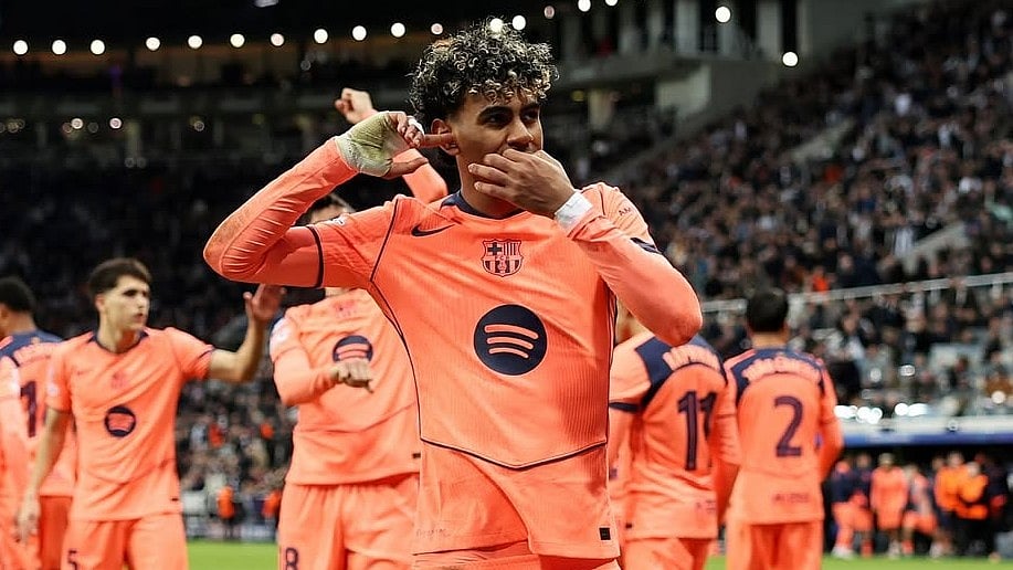 lamine-yamal-s-late-strike-for-barcelona-denies-newcastle-victory