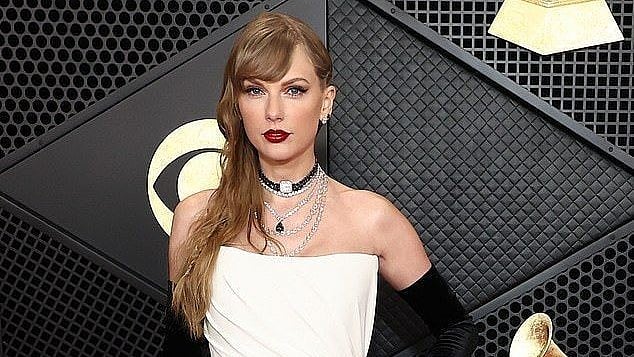 Taylor Swift's wedding dress inspired by Elizabeth Taylor’s1950 gown